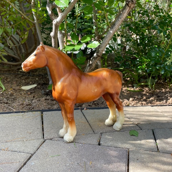 SOLD Vintage Traditional Breyer Clydesdale mare - Picture 5 of 7